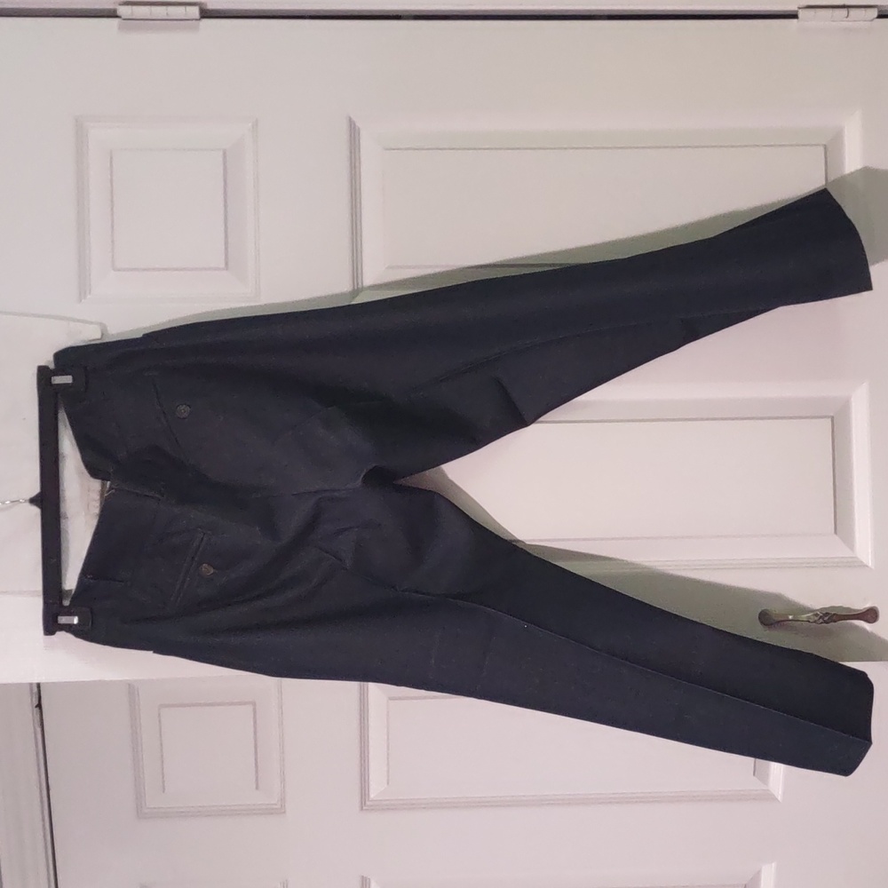 Mossimo size 10 charcoal gray ankle trouser. - Picture 6 of 6